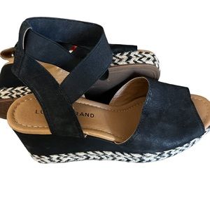 Lucky Brand Bettanie Wedge Sandals Size 8M  Preowned Very Good Condition